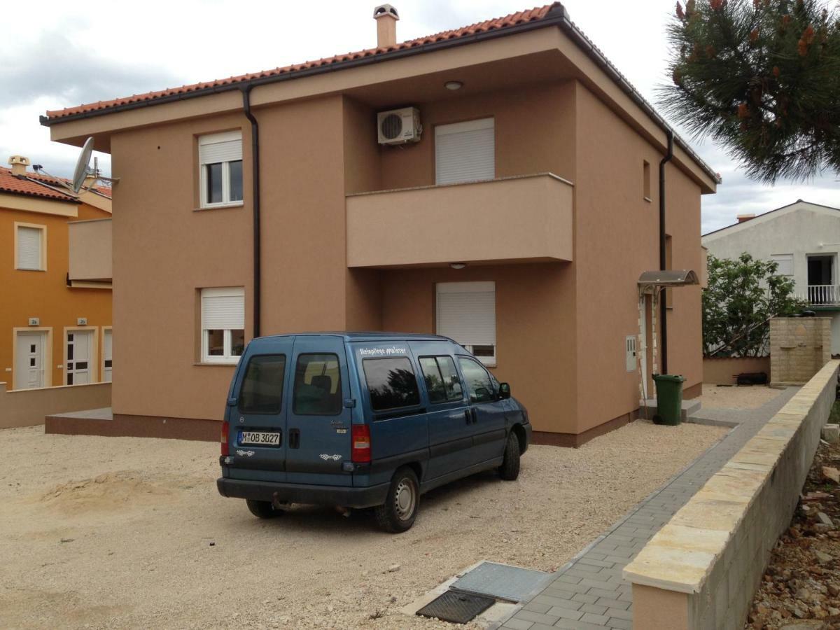 ורסי Apartment Matic מראה חיצוני תמונה