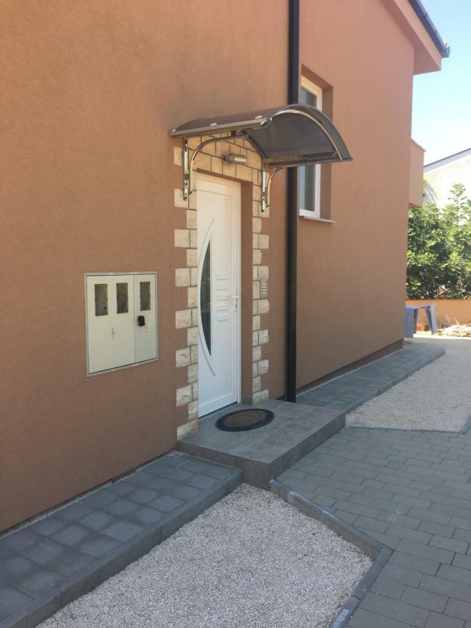 ורסי Apartment Matic מראה חיצוני תמונה